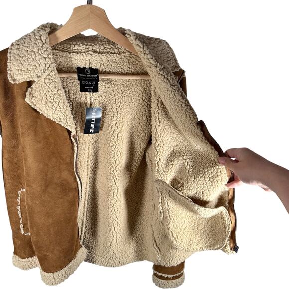 Her Universe NWT Shadow of the Tomb Raider Women's Junior Medium Aviator Jacket - Picture 10 of 14